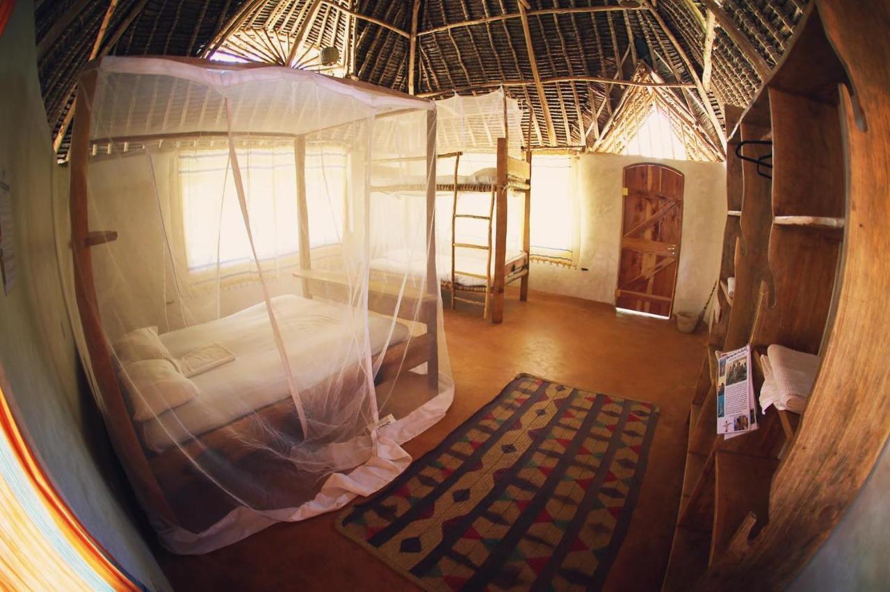 Distant Relatives Ecolodge & Backpackers Кіліфі Екстер'єр фото